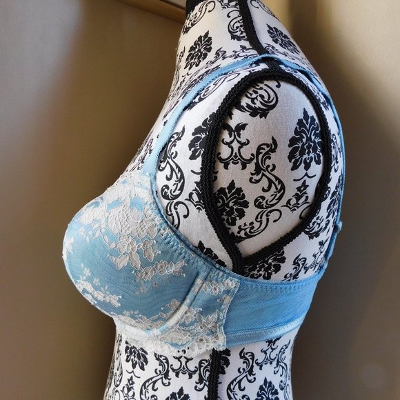 RARE! VICTORIA'S SECRET DREAM ANGEL DEMI BRA - Picture 8 of 15